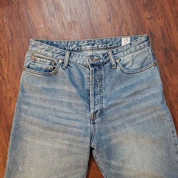 Free People Wide Leg Raw Hem Bohemian Feminine Edgy Button Fly Jeans Size 28 - Picture 2 of 5